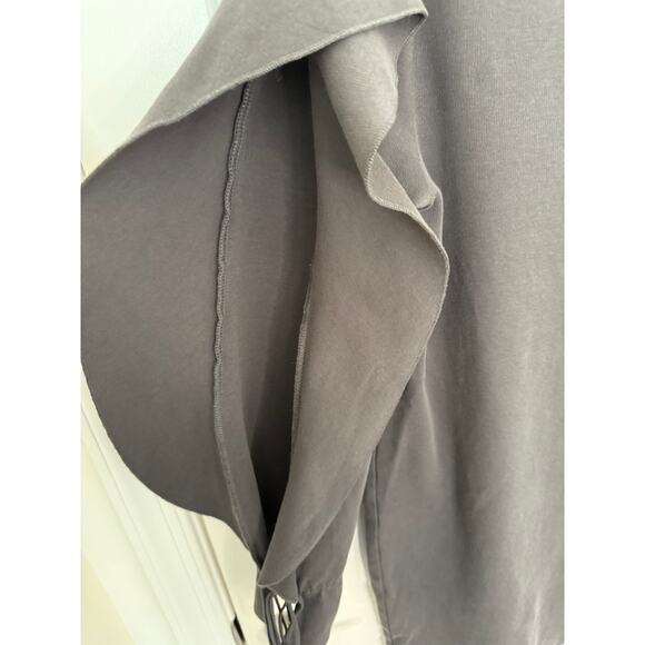 Zara Woman Basic Gray Long Sleeve Tunic Top Ruffle Sleeve Open Tie Cuff Size M - Picture 3 of 5